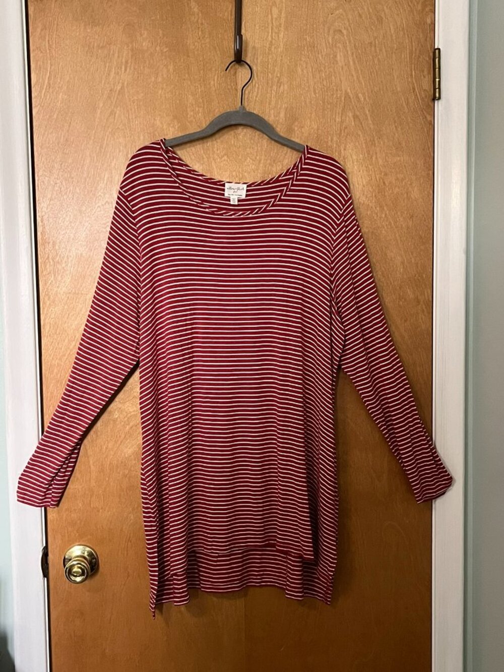 Ultra Flirt Plus Size 2X Orange & White Striped Side-Split Tee